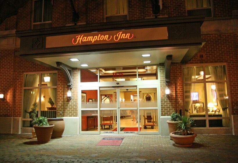 هتل Hampton Inn Alexandriaold Town/king St. Metro