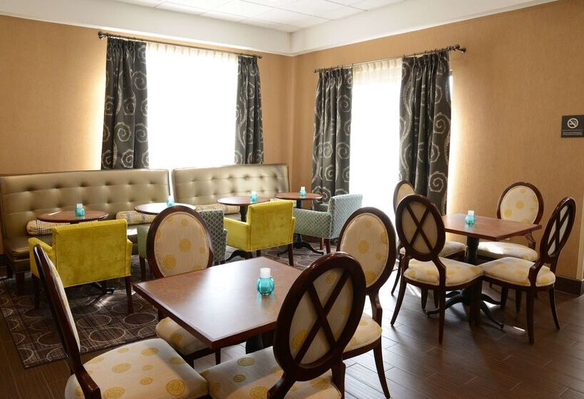 فندق Hampton Inn Americus