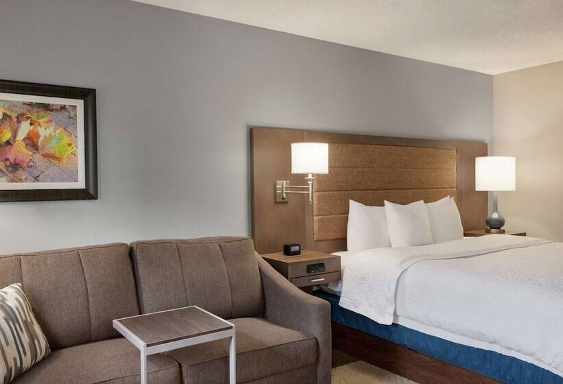 هتل Hampton Inn & Suites Montgomery Eastchase