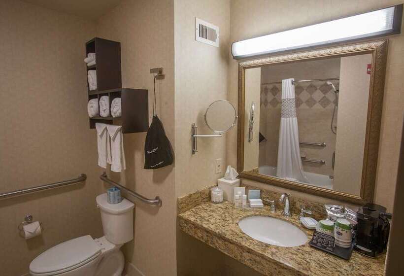 בית מלון כפרי Hampton Inn & Suites Stillwater