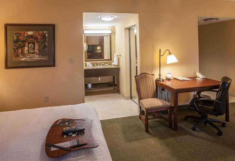 בית מלון כפרי Hampton Inn & Suites Stillwater