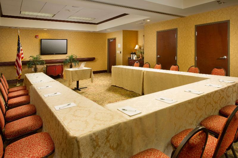 בית מלון כפרי Hampton Inn & Suites Stillwater