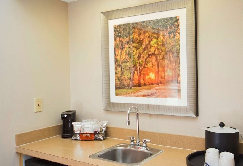 هتل Hampton Inn & Suites Valdosta/conference Center