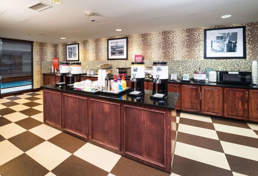 ホテル Hampton Inn & Suites Wilson I 95