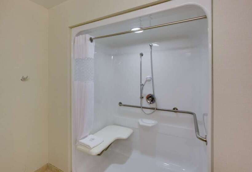 فندق Hampton Inn Auburn