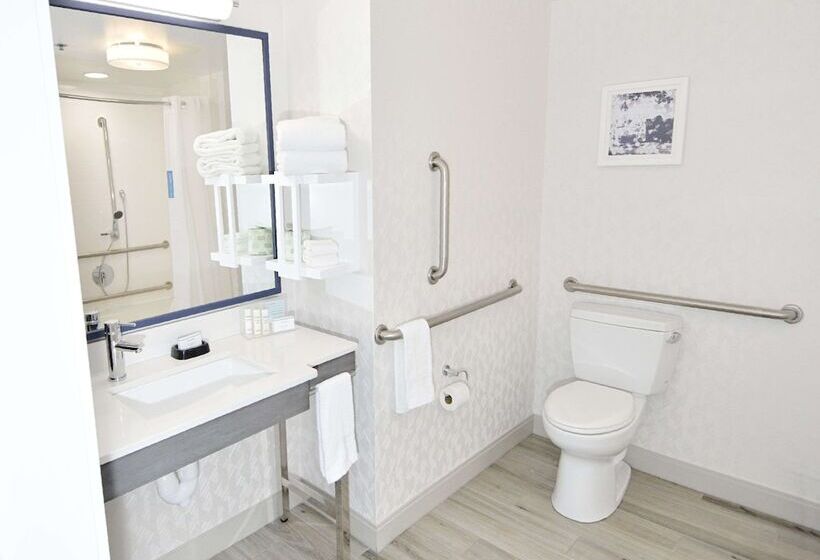 فندق Hampton Inn Auburn