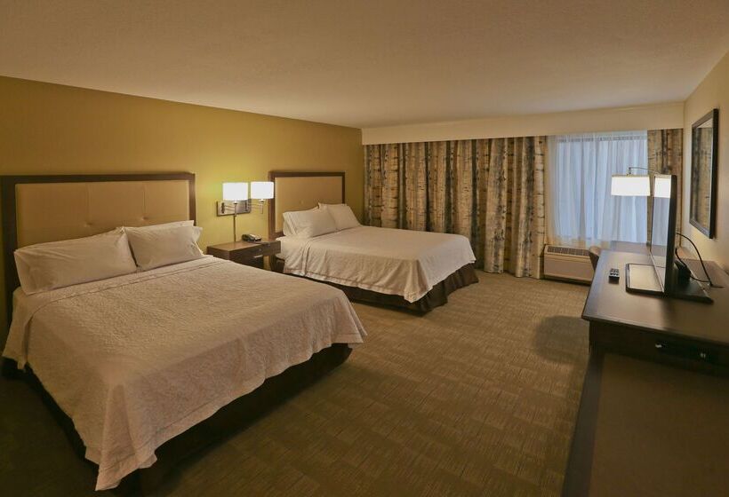 هتل Hampton Inn Billings