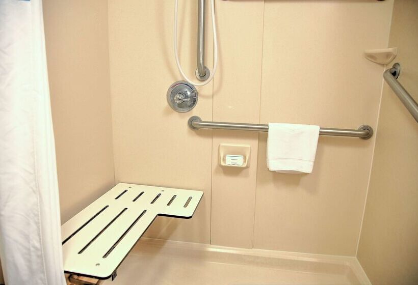 هتل Hampton Inn Cedar City