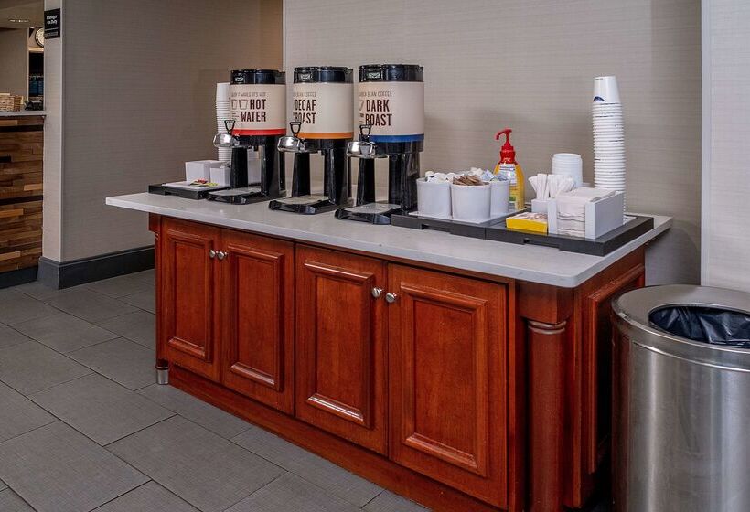 هتل Hampton Inn Charlestondowntown
