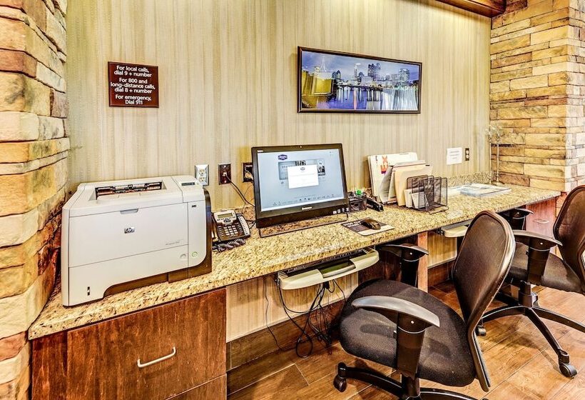 هتل Hampton Inn By Hilton Columbus I 70e/hamilton Rd