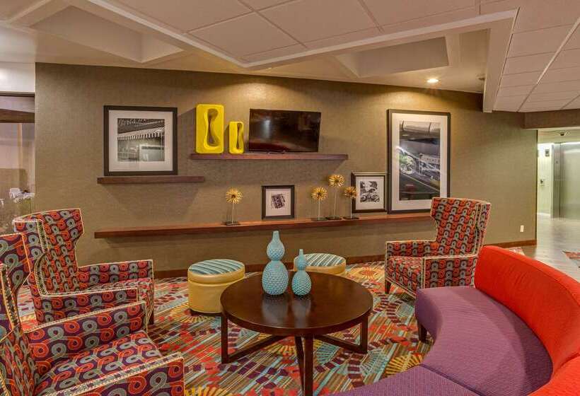 בית מלון כפרי Hampton Inn Daytona Speedway