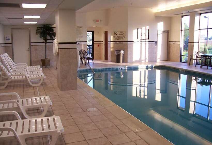 호텔 Hampton Inn Easton