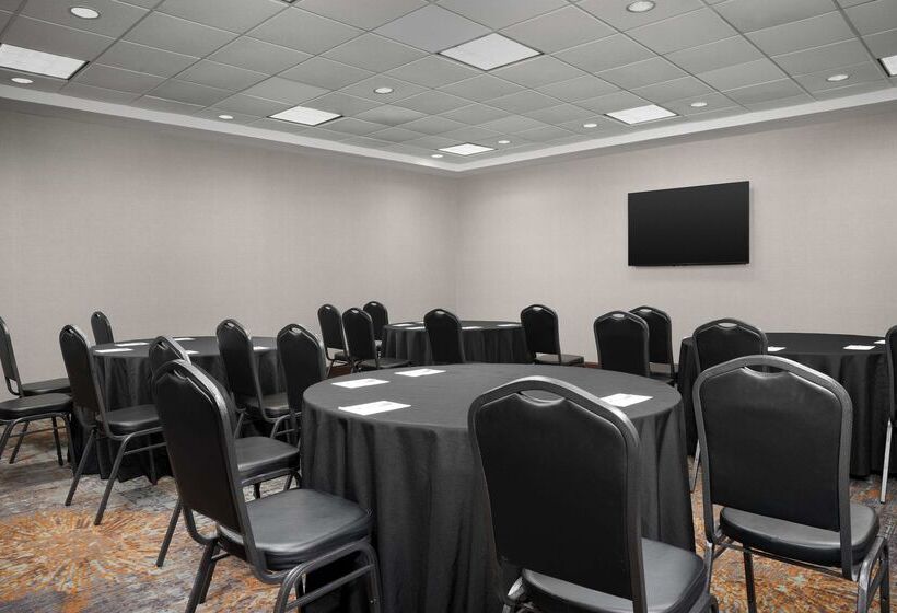 호텔 Hampton Inn Easton