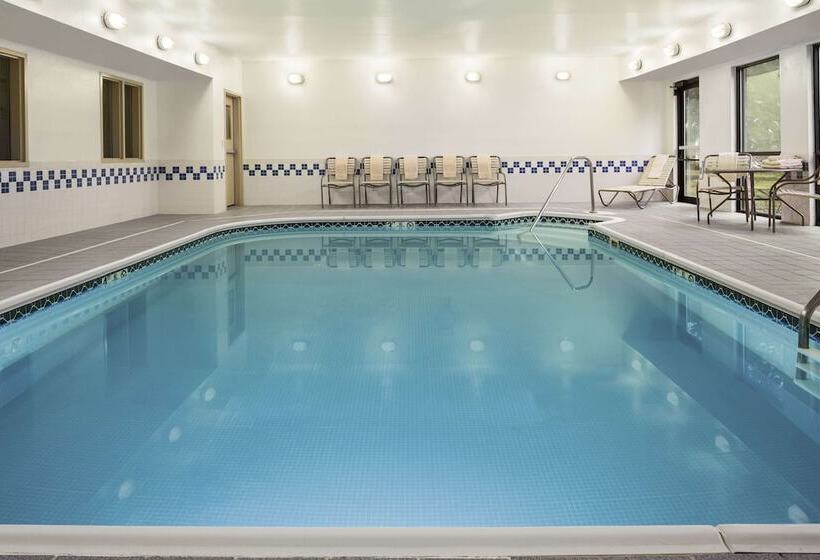 호텔 Hampton Inn Findlay