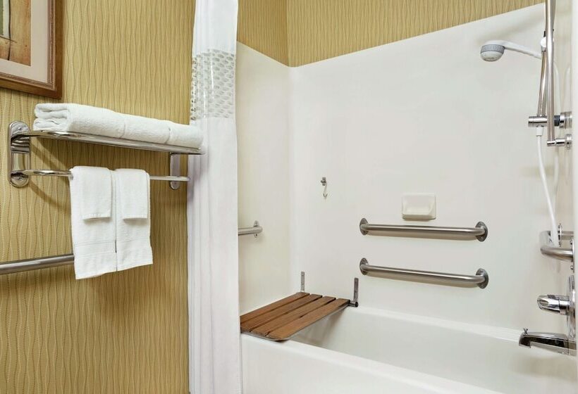 호텔 Hampton Inn Findlay