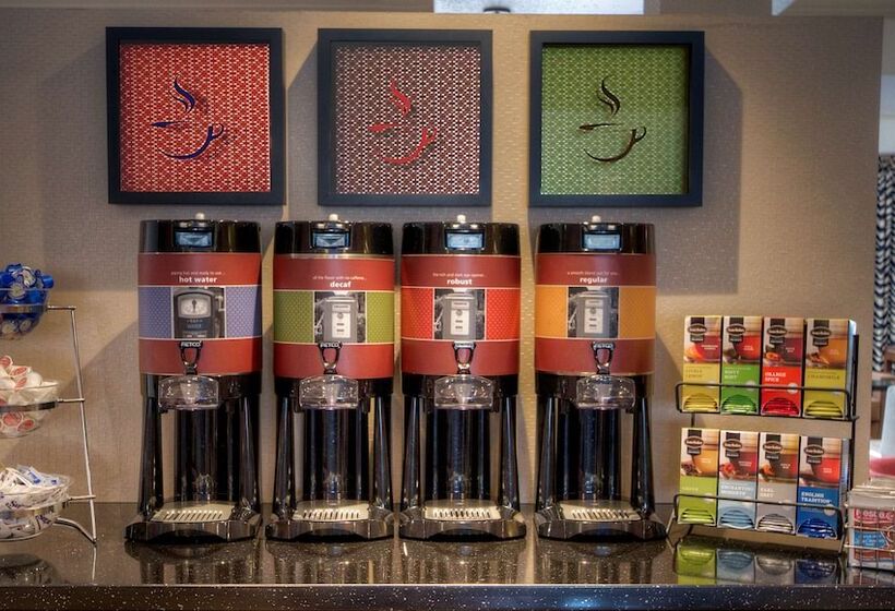 בית מלון כפרי Hampton Inn Fremont