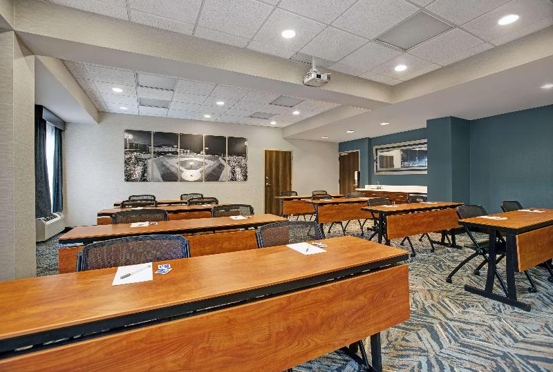 Отель Hampton Inn Greenville I 385   Woodruff Rd