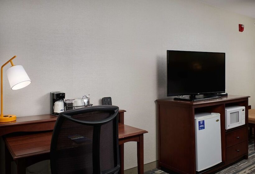 בית מלון כפרי Hampton Inn Helena