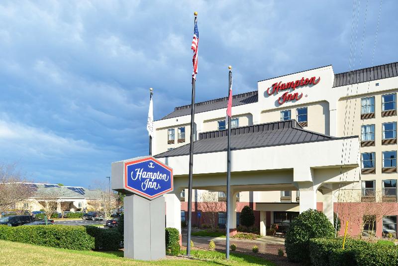 בית מלון כפרי Hampton Inn Henderson