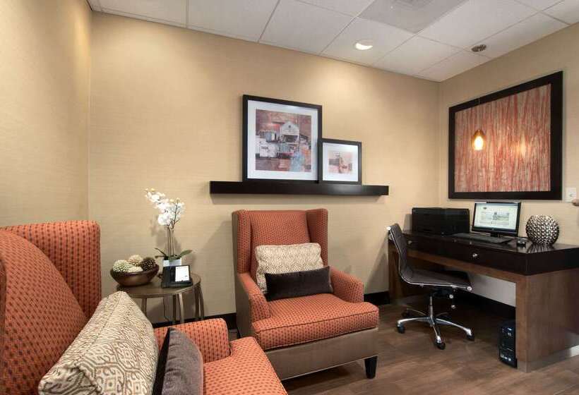 هتل Hampton Inn Houston Brookhollow