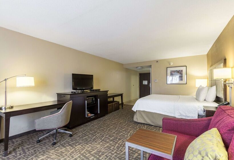 هتل Hampton Inn Jackson/pearlinternational Airport