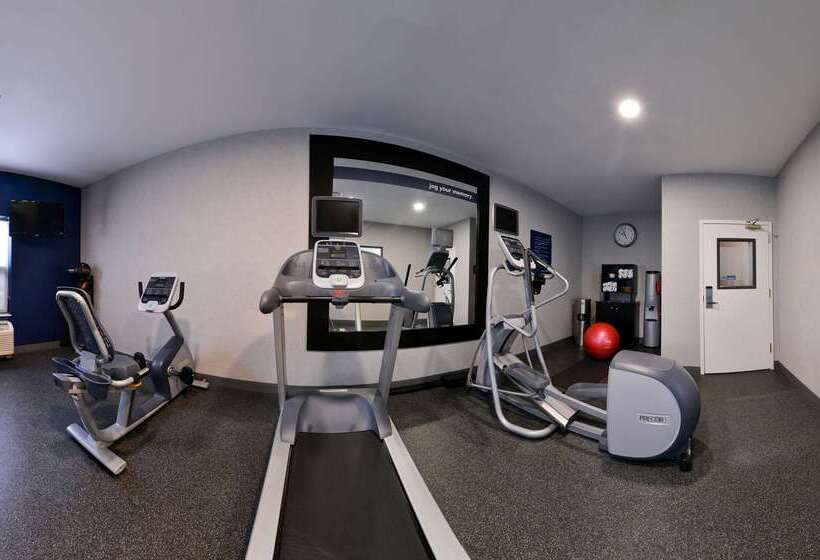 בית מלון כפרי Hampton Inn Laporte In