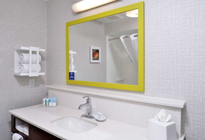 בית מלון כפרי Hampton Inn Laporte In