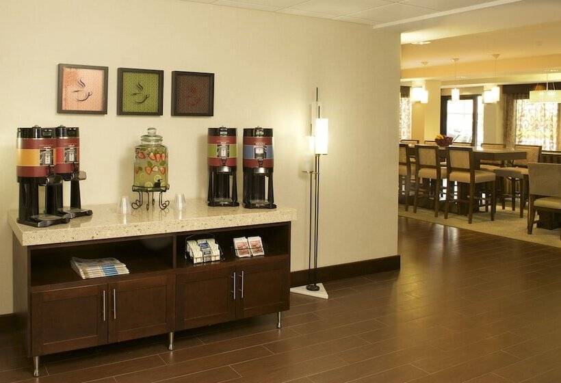 فندق Hampton Inn Lawrenceville