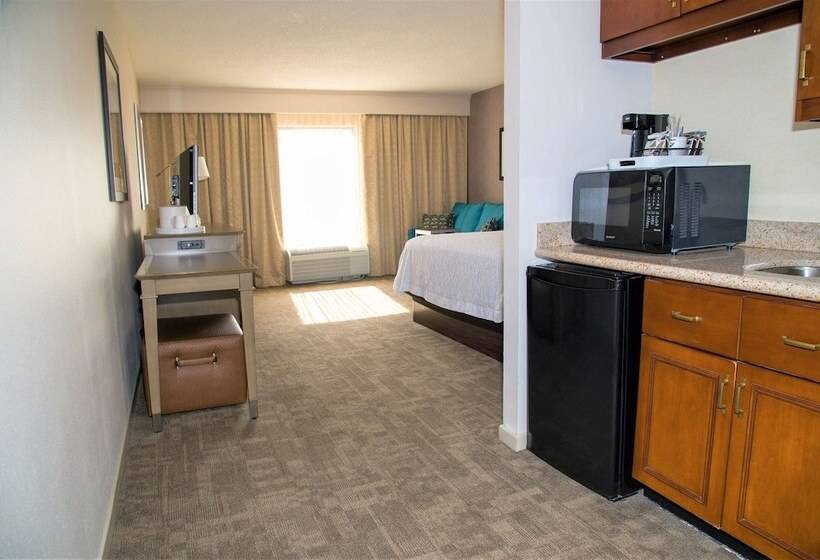 هتل Hampton Inn Lewisburg
