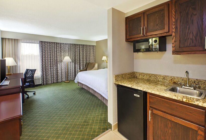 هتل Hampton Inn Marietta