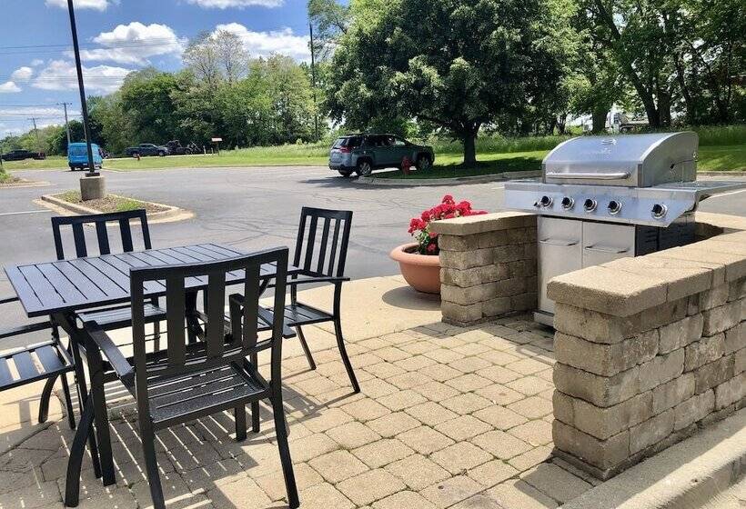 Отель Hampton Inn Mchenry