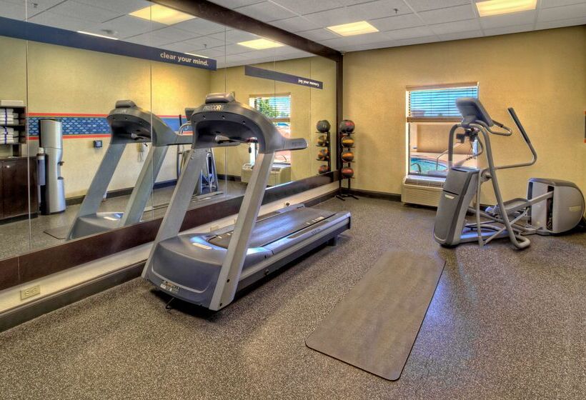 هتل Hampton Inn Midland