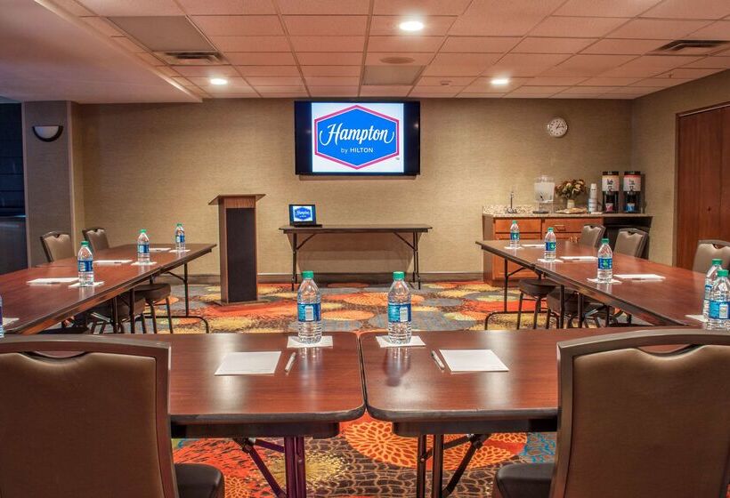 호텔 Hampton Inn New Philadelphia