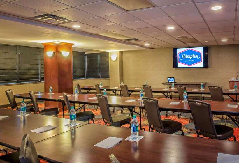 호텔 Hampton Inn New Philadelphia