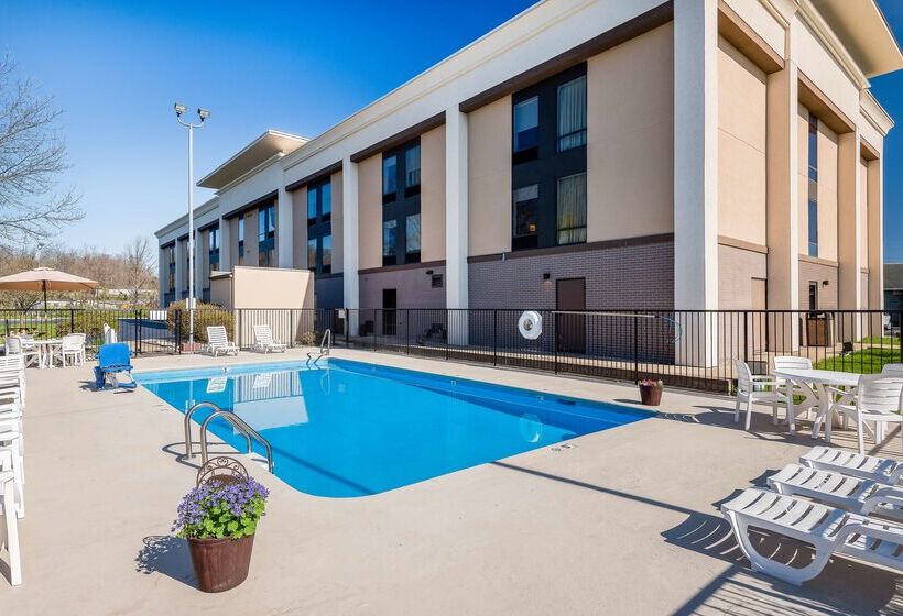 ホテル Hampton Inn Parkersburgmineral Wells