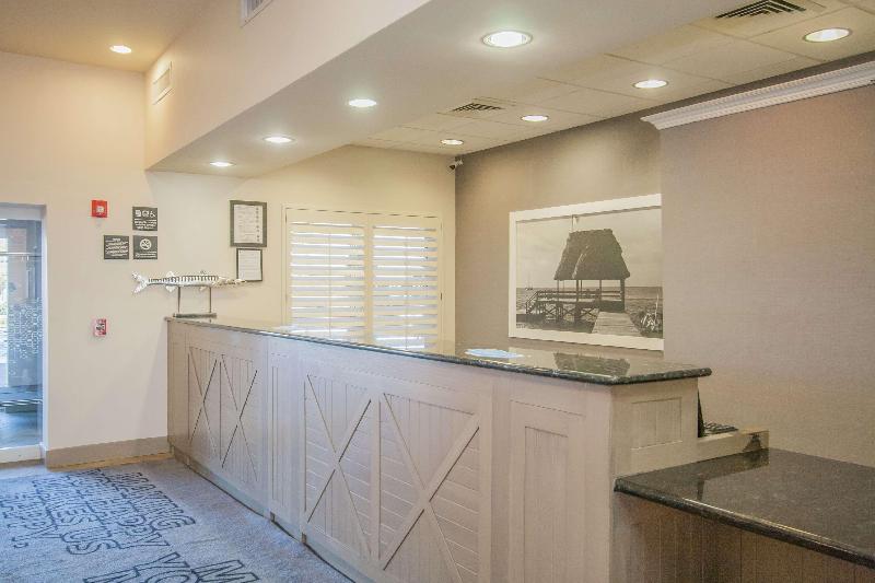 בית מלון כפרי Hampton Inn Pensacola Beach