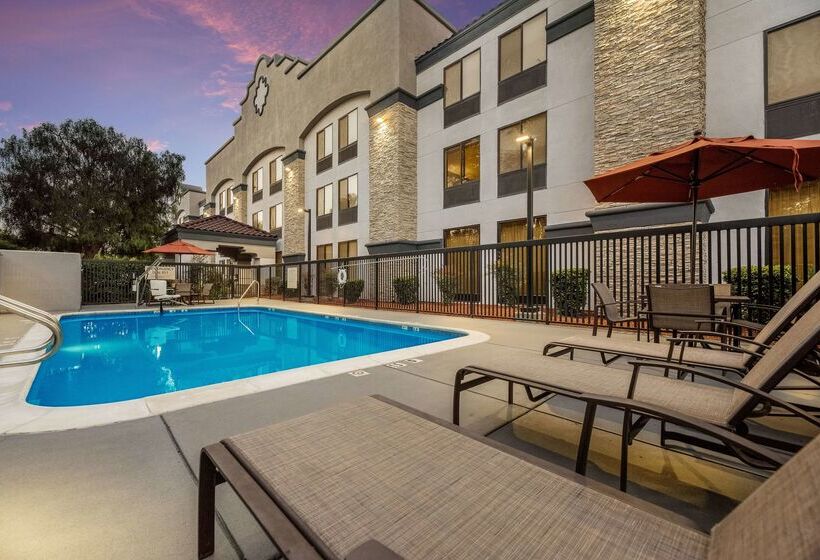 בית מלון כפרי Hampton Inn Oakland Hayward