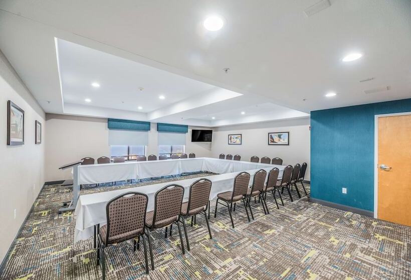 בית מלון כפרי Hampton Inn Oakland Hayward