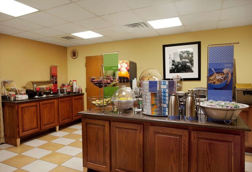 ホテル Hampton Inn Sidney