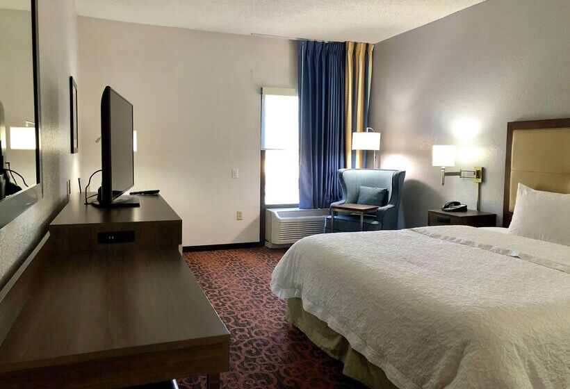 فندق Hampton Inn Spring Hill