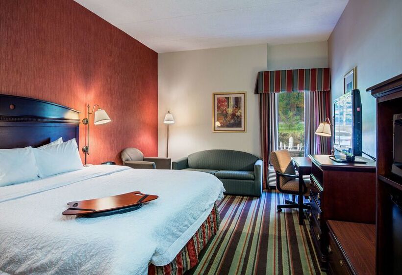 호텔 Hampton Inn Sturbridge
