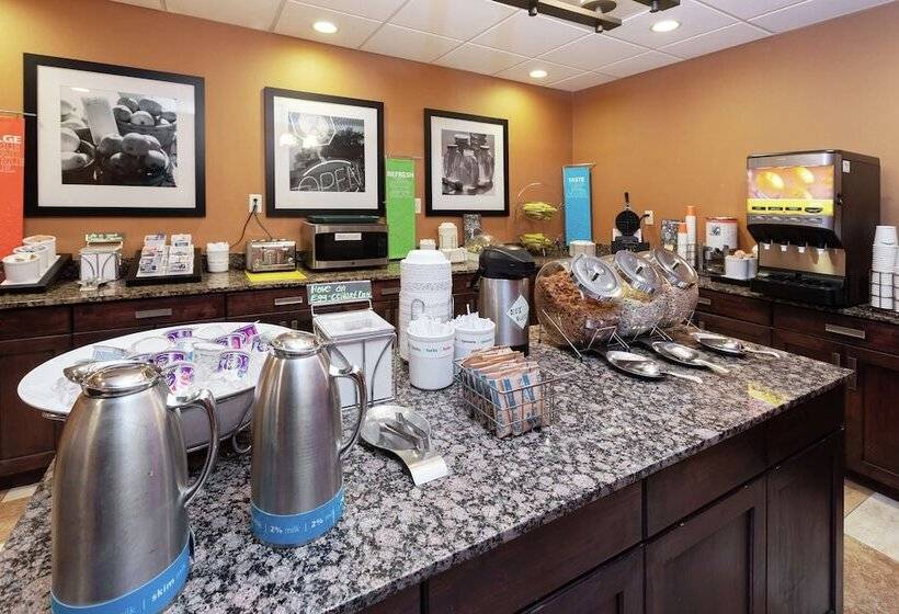 هتل Hampton Inn & Suites Austinairport