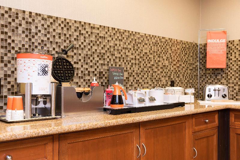 فندق Hampton Inn & Suites East Lansing/okemos