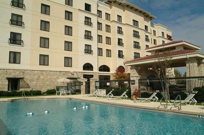 בית מלון כפרי Hampton Inn & Suites Legacy Parkfrisco