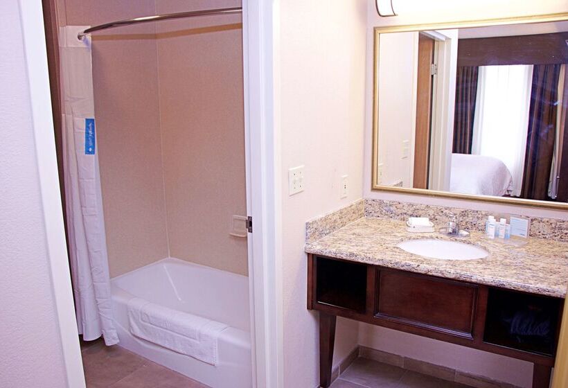 هتل Hampton Inn & Suites Scottsbluffconference Center