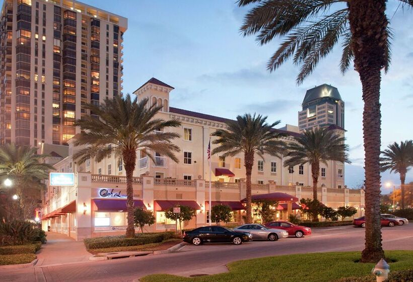فندق Hampton Inn & Suites St. Petersburg/downtown