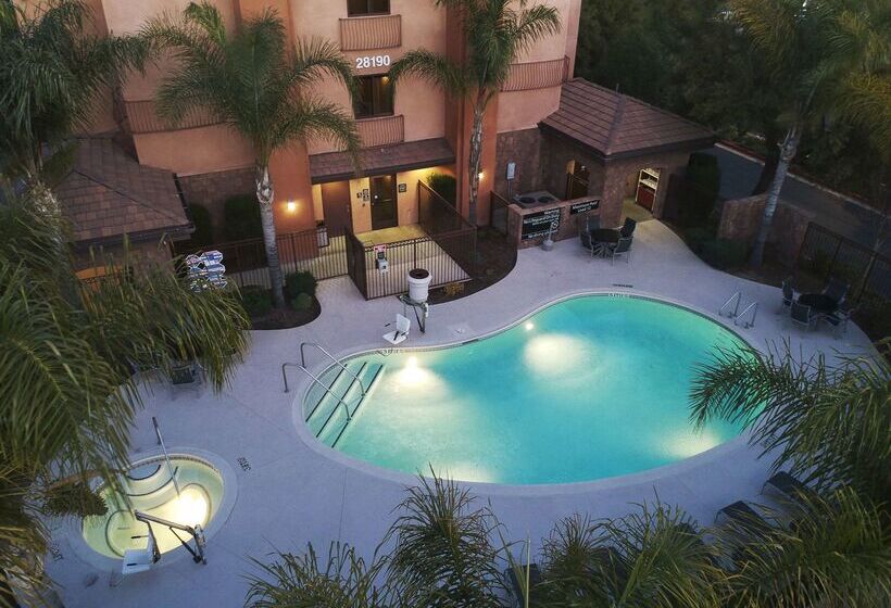 בית מלון כפרי Hampton Inn & Suites Temecula