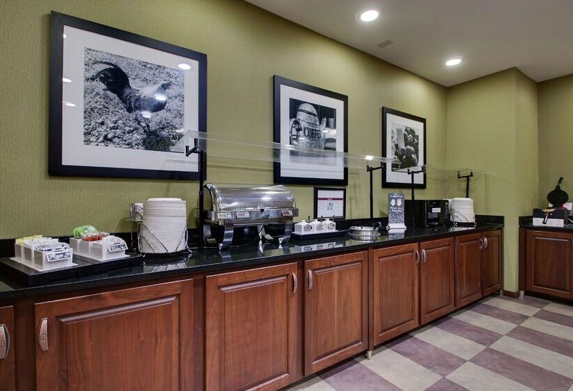 هتل Hampton Inn Warner Robins