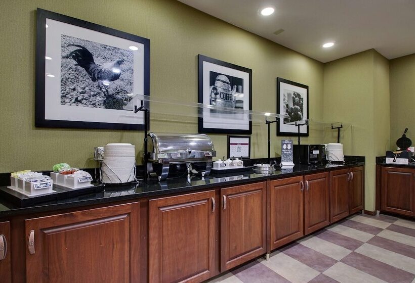 هتل Hampton Inn Warner Robins