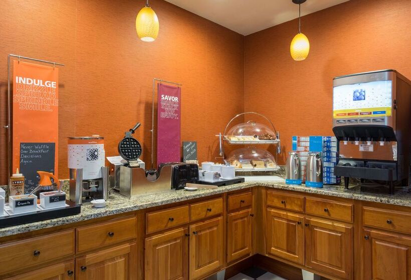 فندق Hampton Inn Waterville